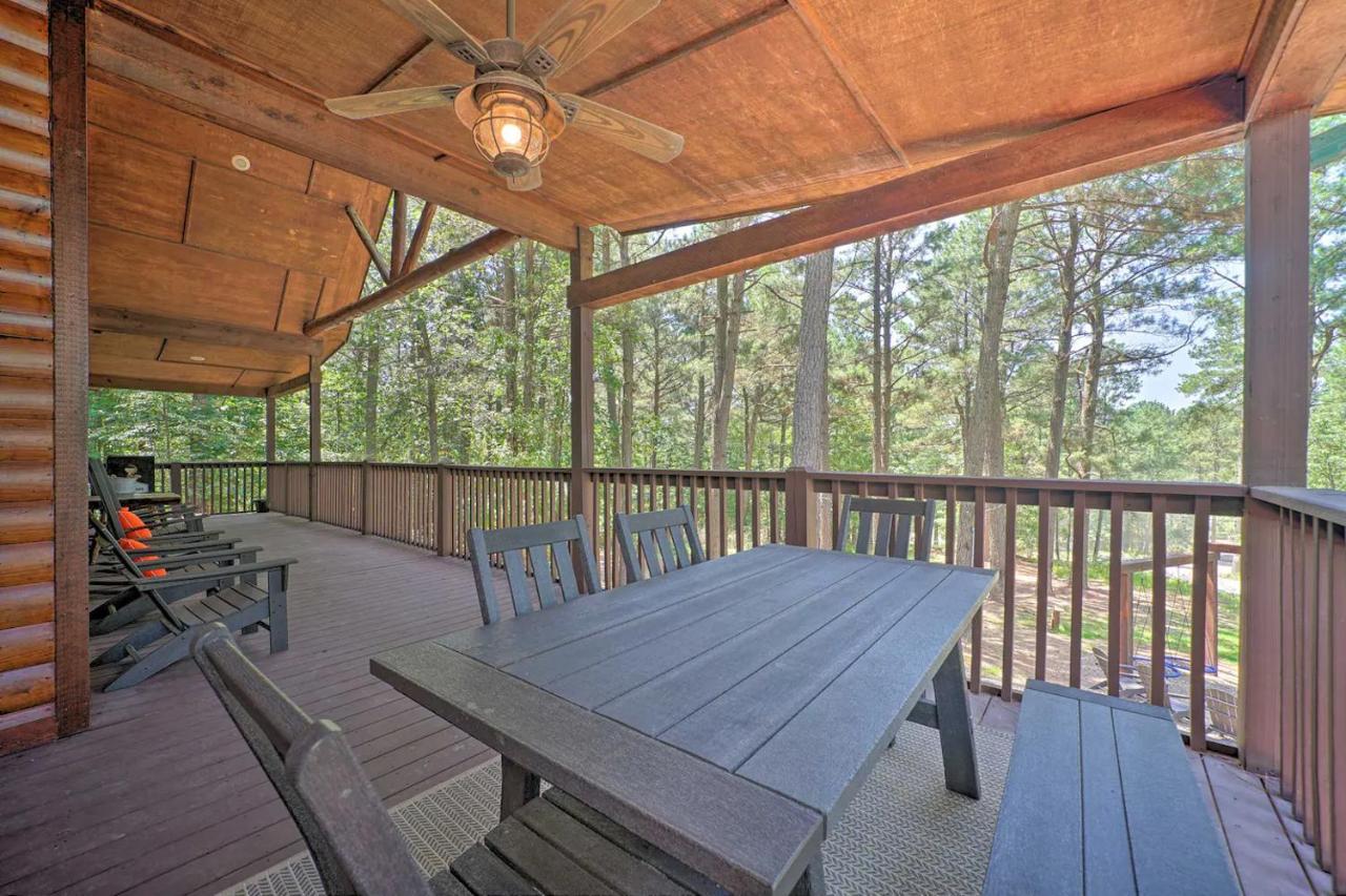 The Eastwood Spacious Retreat With 4 King En-Suites - Hot Tub - Pet-Friendly - Cozy Fire Pit - Prime Location - Multi-Family Broken Bow Exteriör bild